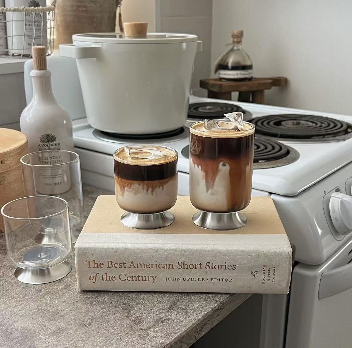 Discover the Perfect Brew with Personalized Coffee Mugs from Xinghuo Glass