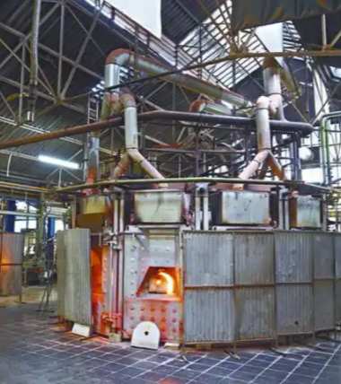 Xinghuo Glass's first LNG furnace; the picture shows an old-style furnace