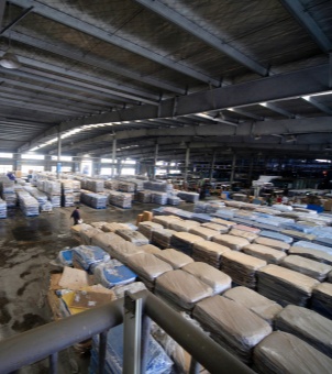 Xinghuo Glass Material Preparation Warehouse